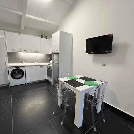 Apartment I&a Garitsa